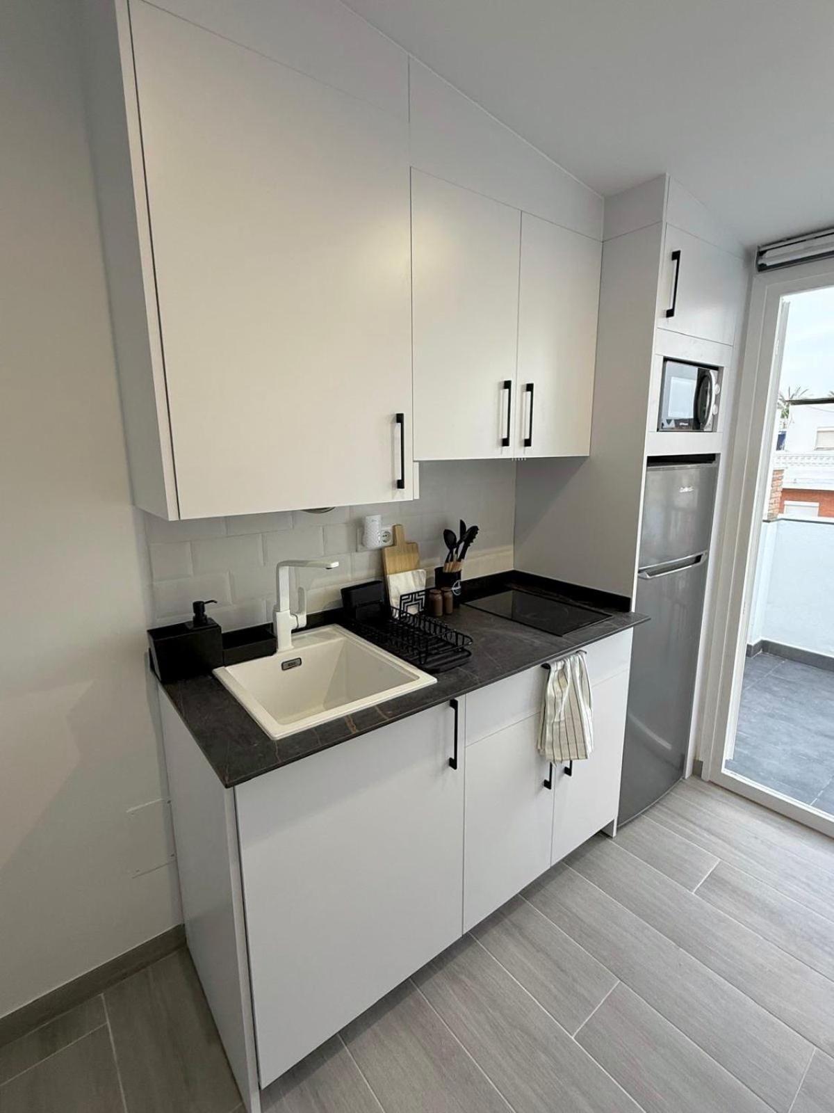 Apartamento Maui Beach En El Palo Málaga Exterior foto