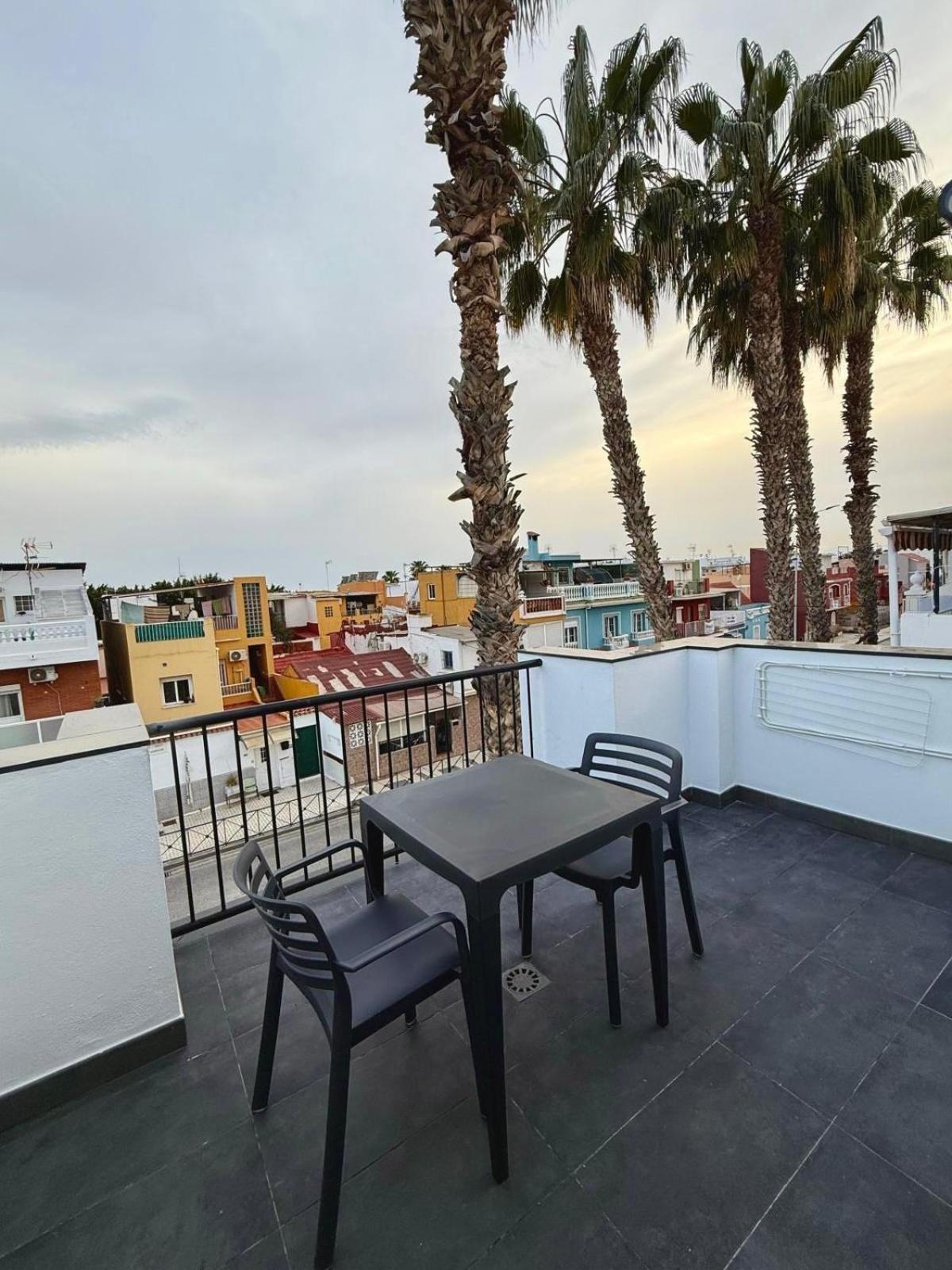 Apartamento Maui Beach En El Palo Málaga Exterior foto